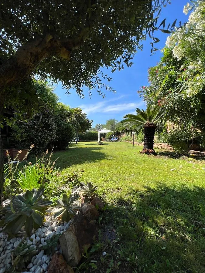 Villa Acchiappasogni Porto San Paolo  Bed & Breakfast Porto San Paolo (Sardinia)