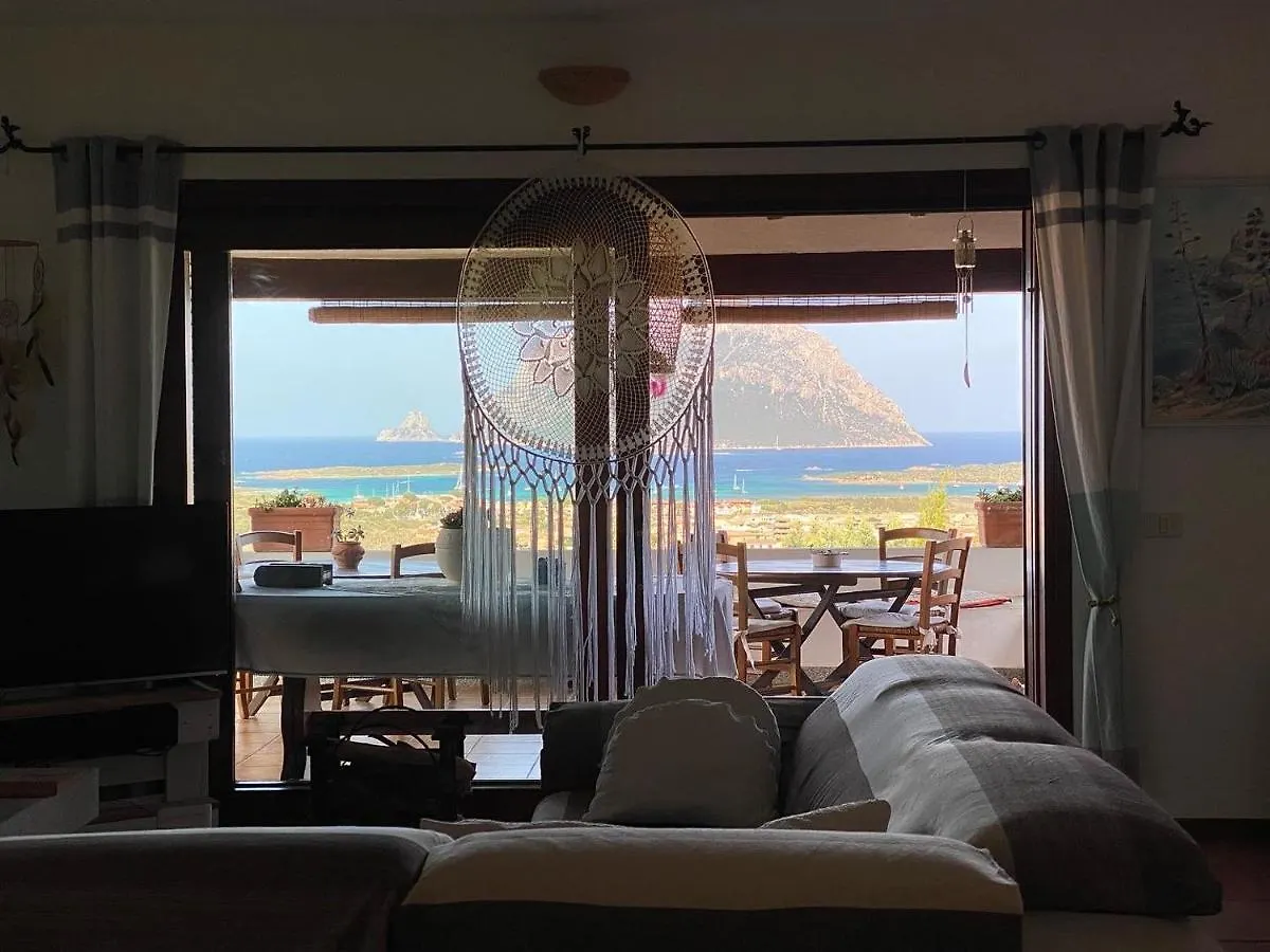 Villa Acchiappasogni Porto San Paolo  Bed & Breakfast